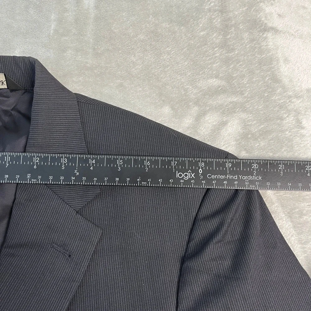 Jos A Bank Signature Collection Blazer Mens 40S Gray Pinstripe Wool Silk Jacket